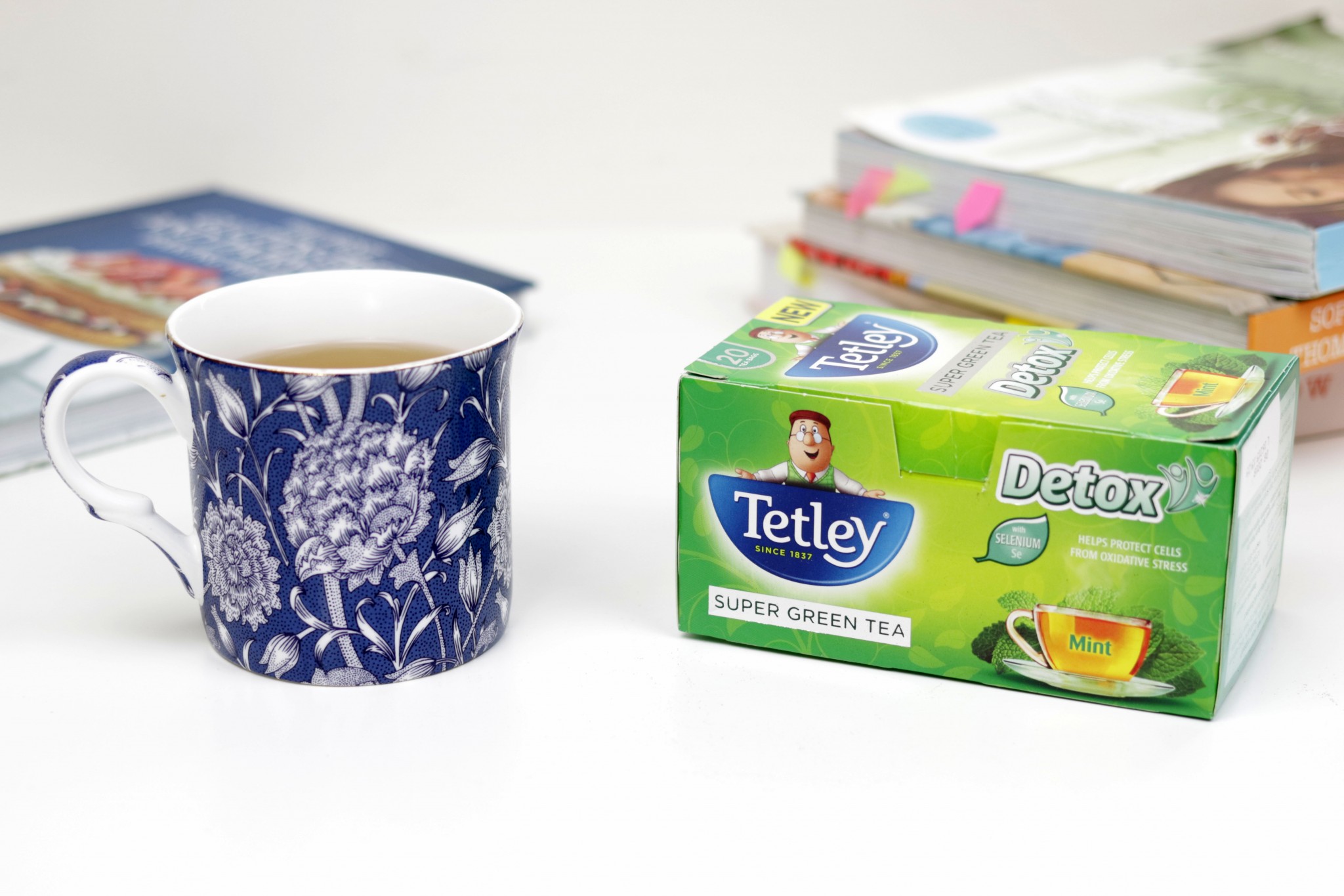 smile-with-tetley-tea-prettygreentea